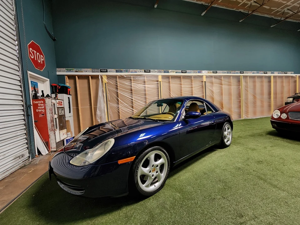 2001 Porsche 996 Carrera - Image 3 of 31