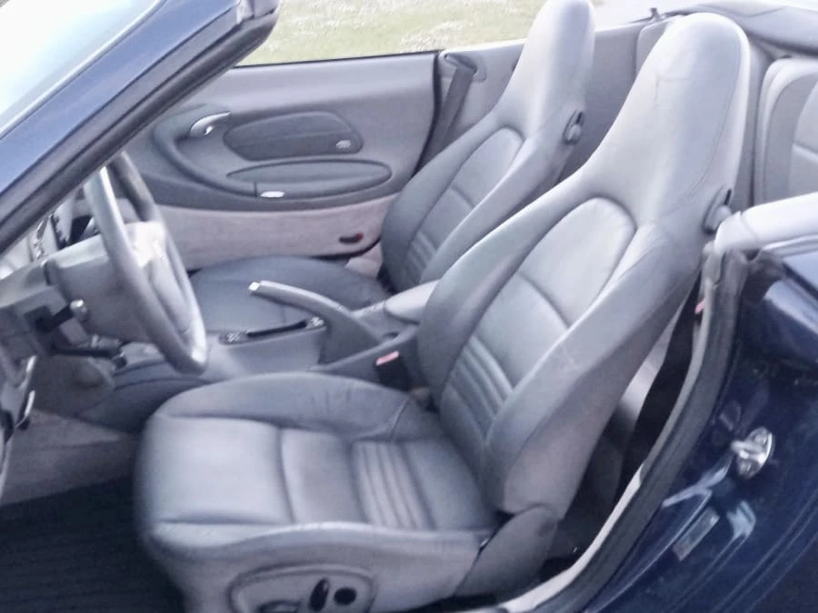 2001 Porsche 996 Carrera - Image 15 of 20