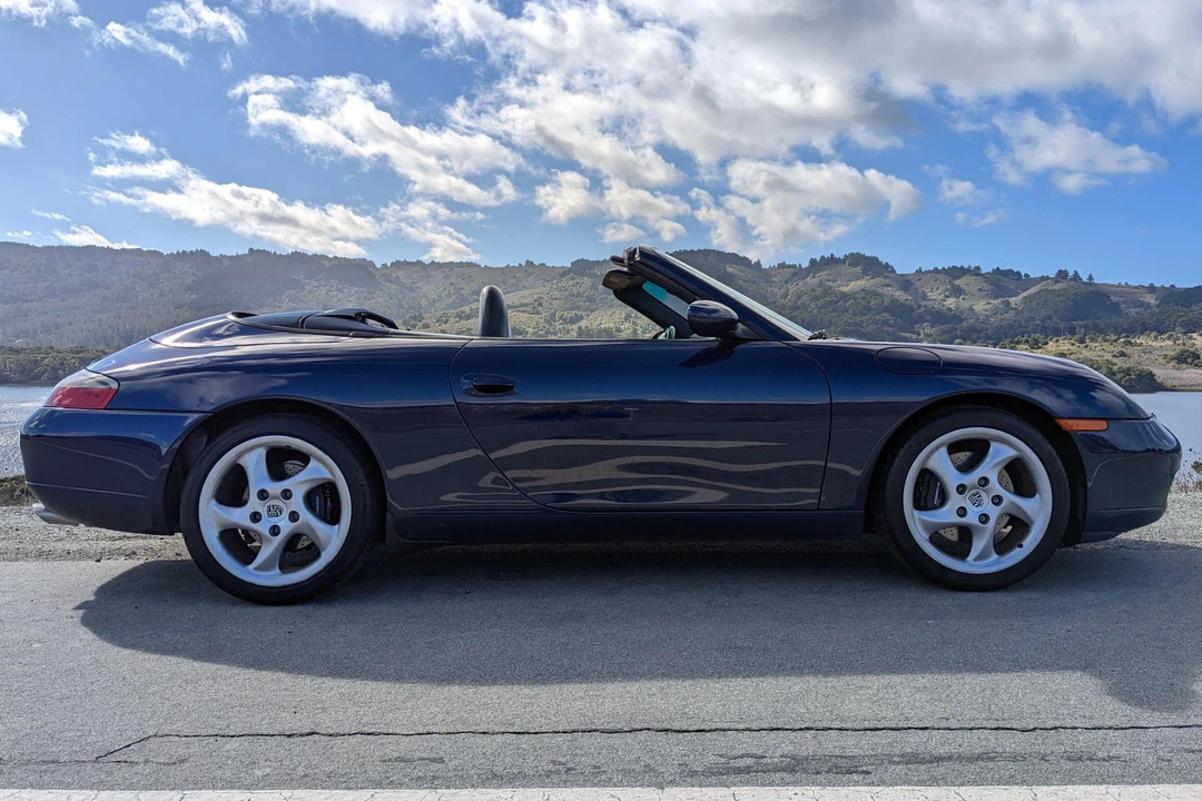 2001 Porsche 996 Carrera - Image 3 of 31