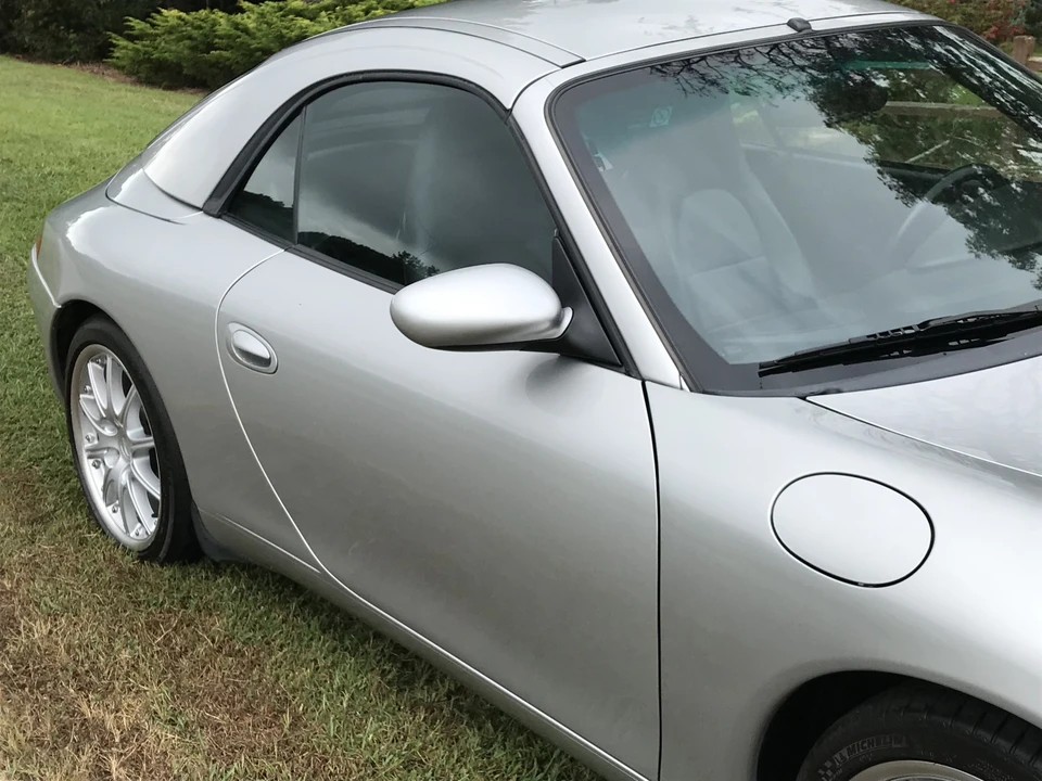 2001 Porsche 996 Carrera - Image 24 of 31