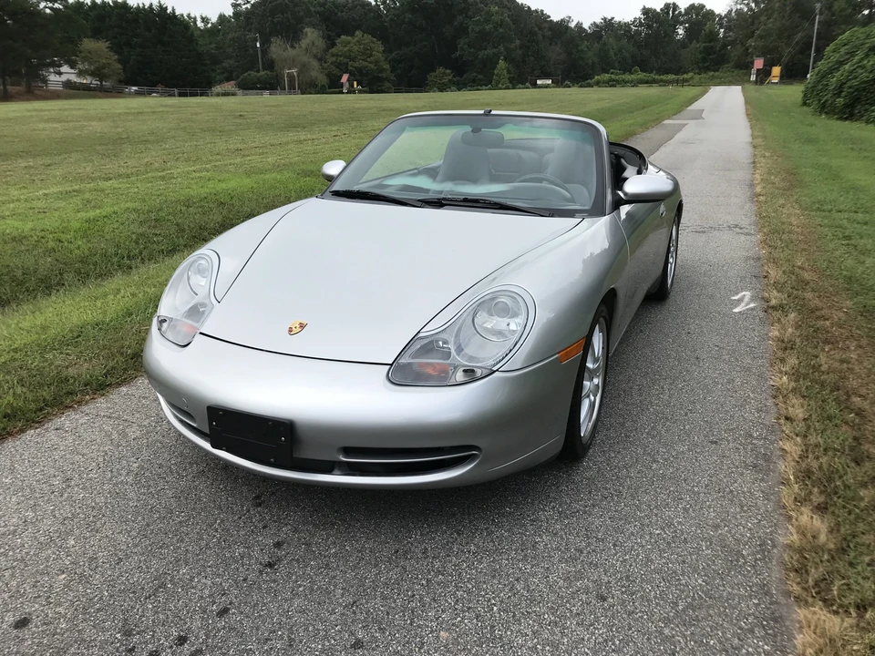 2001 Porsche 996 Carrera - Image 14 of 31