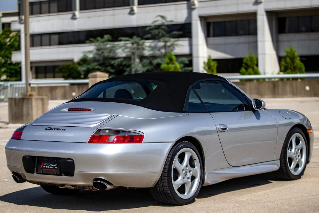 2001 Porsche 996 Carrera - Image 4 of 31