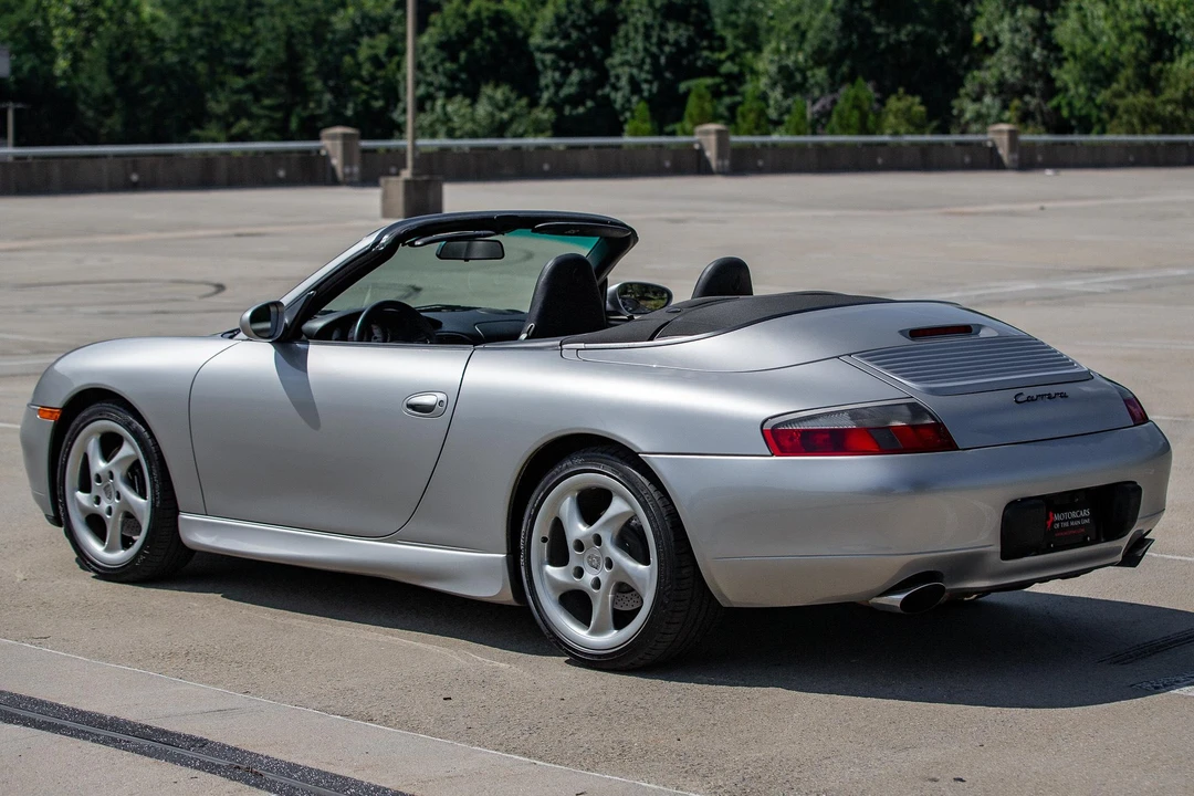 2001 Porsche 996 Carrera - Image 13 of 31