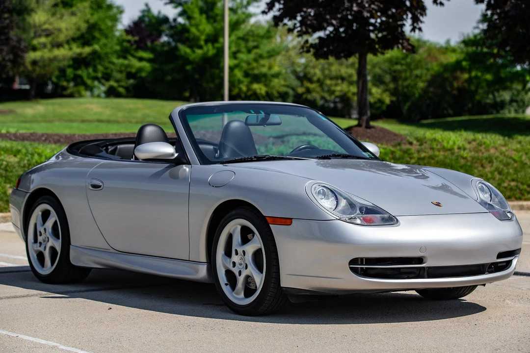 2001 Porsche 996 Carrera - Image 28 of 31