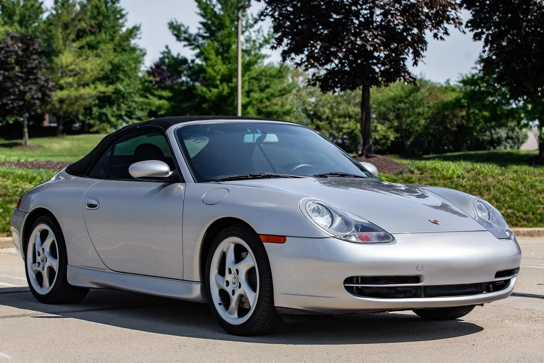 2001 Porsche 996 Carrera - Image 29 of 31