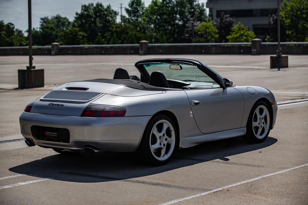 2001 Porsche 996 Carrera - Image 23 of 31