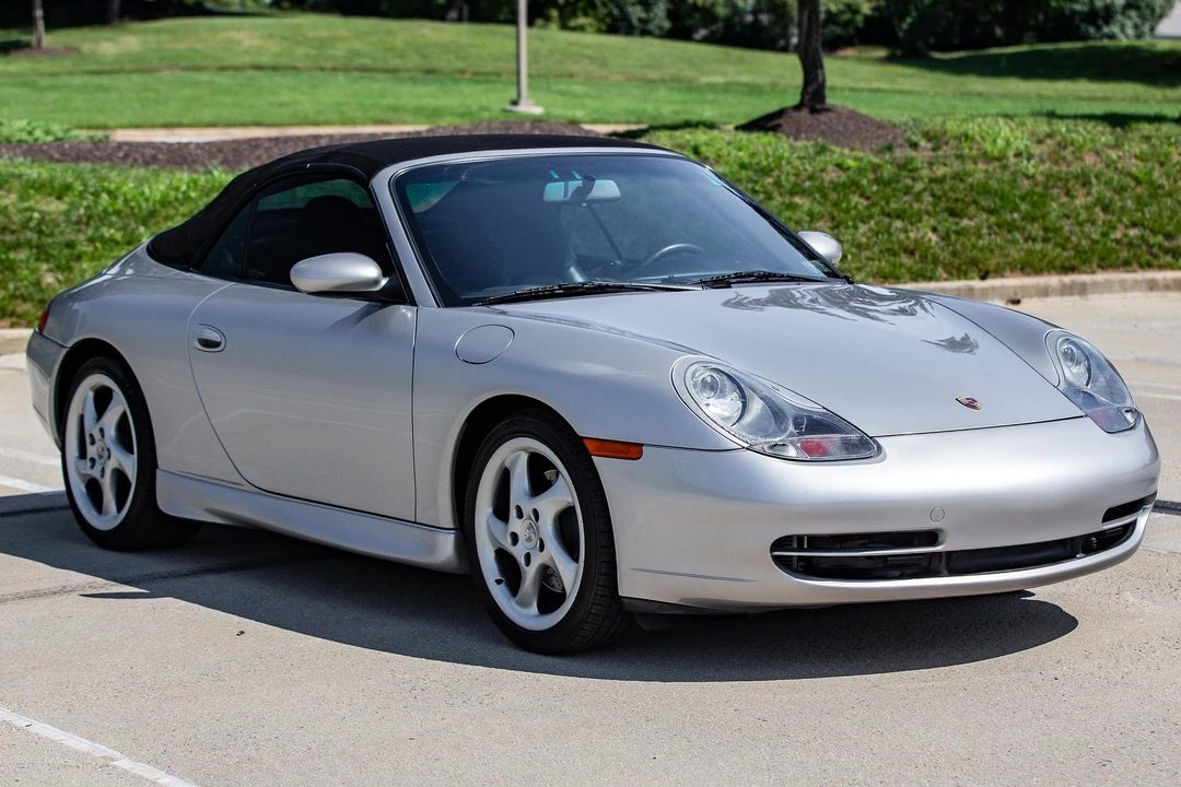 2001 Porsche 996 Carrera - Image 30 of 31