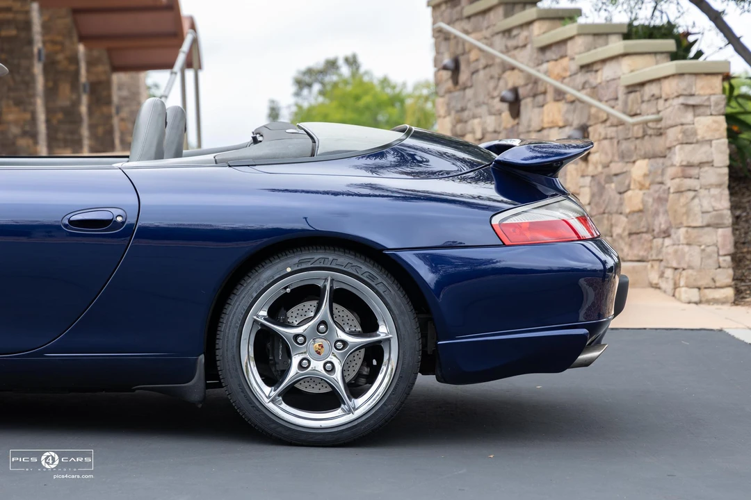 2001 Porsche 996 Carrera - Image 30 of 31