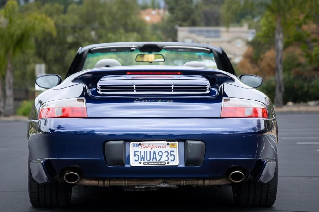 2001 Porsche 996 Carrera - Image 5 of 31
