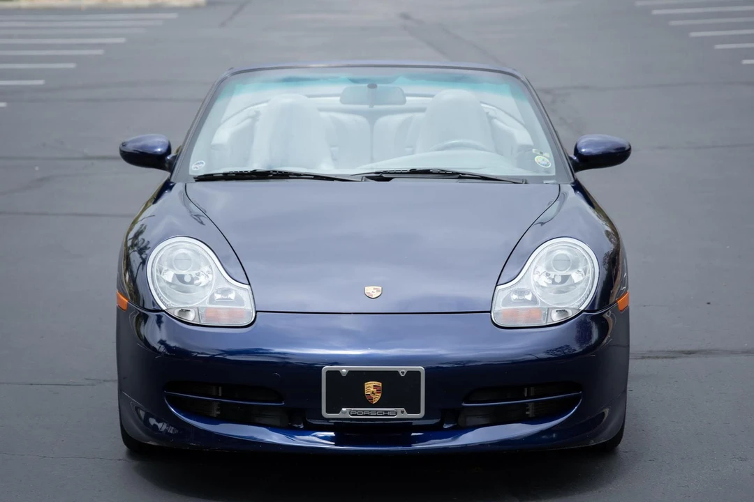 2001 Porsche 996 Carrera - Image 6 of 31
