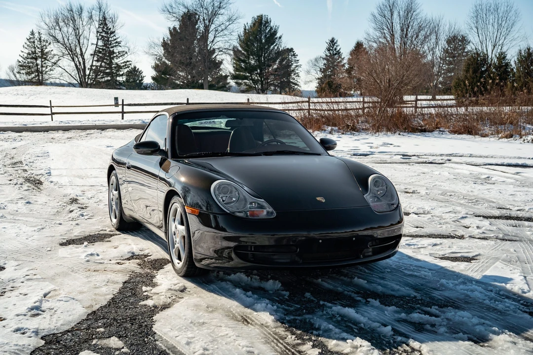 2001 Porsche 996 Carrera - Image 4 of 31