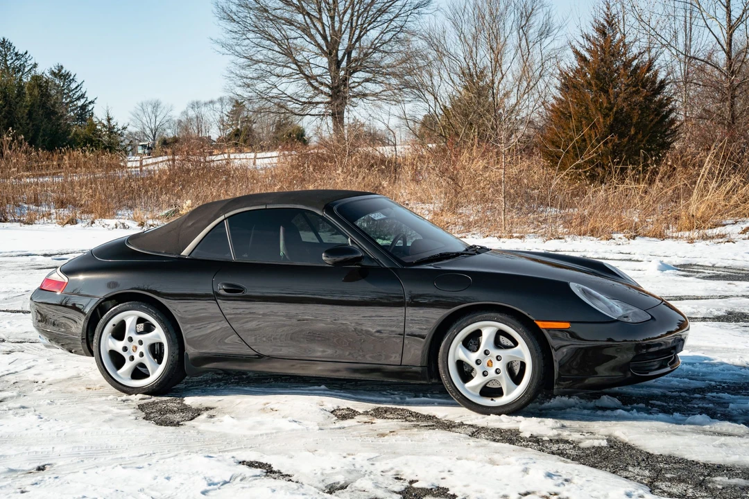 2001 Porsche 996 Carrera - Image 8 of 31