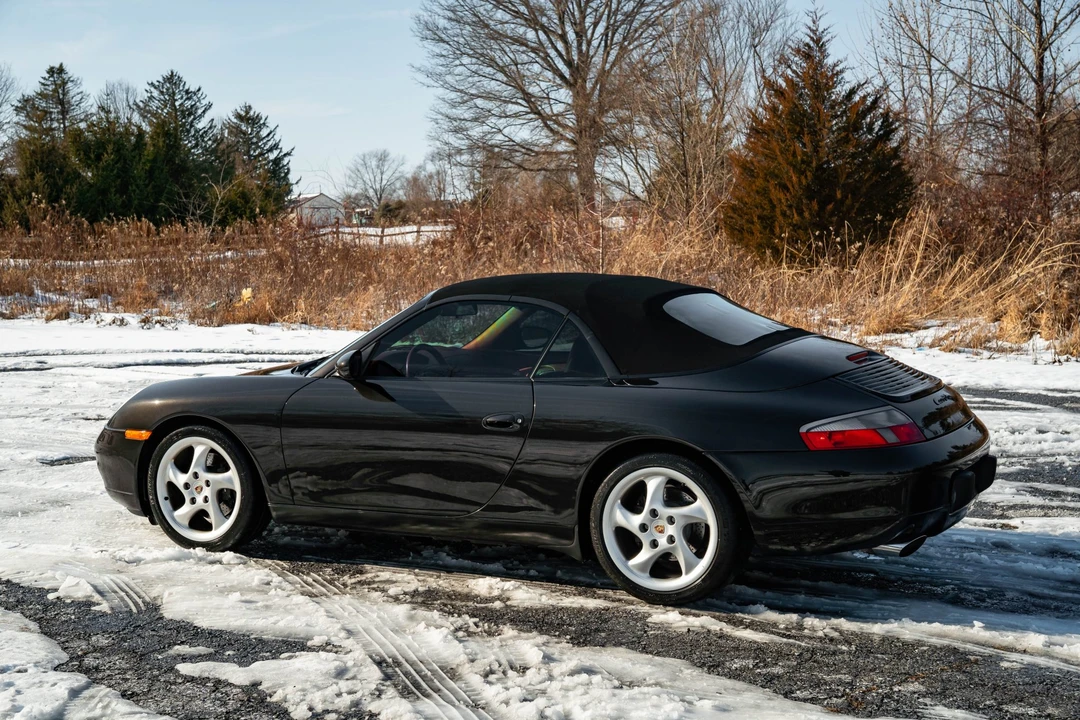 2001 Porsche 996 Carrera - Image 30 of 31