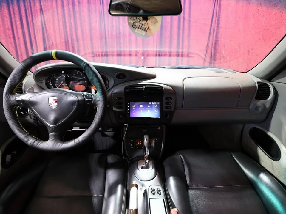 2001 Porsche 996 Carrera - Image 14 of 19