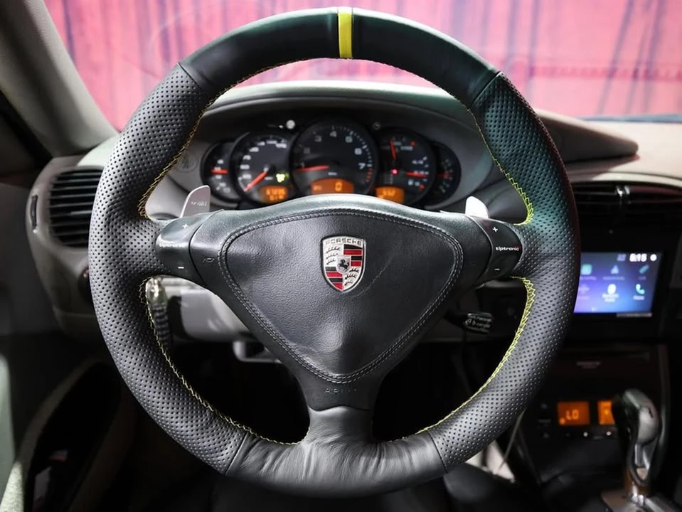 2001 Porsche 996 Carrera - Image 14 of 18