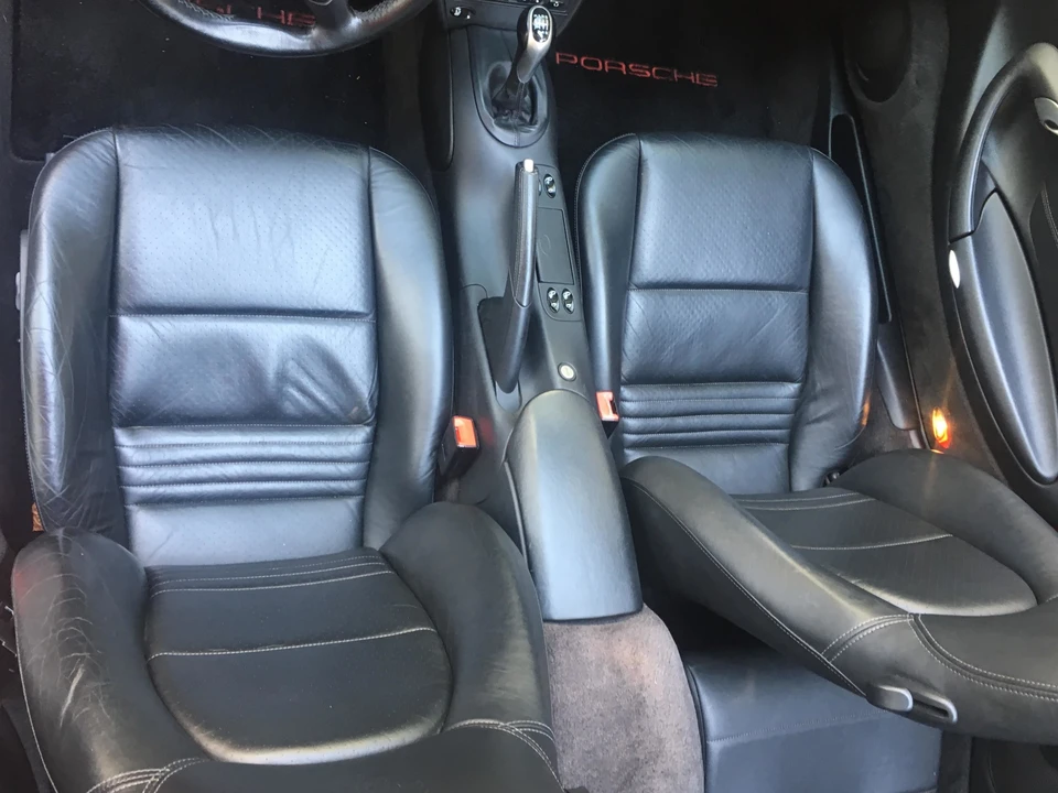 2001 Porsche 996 Carrera - Image 22 of 31