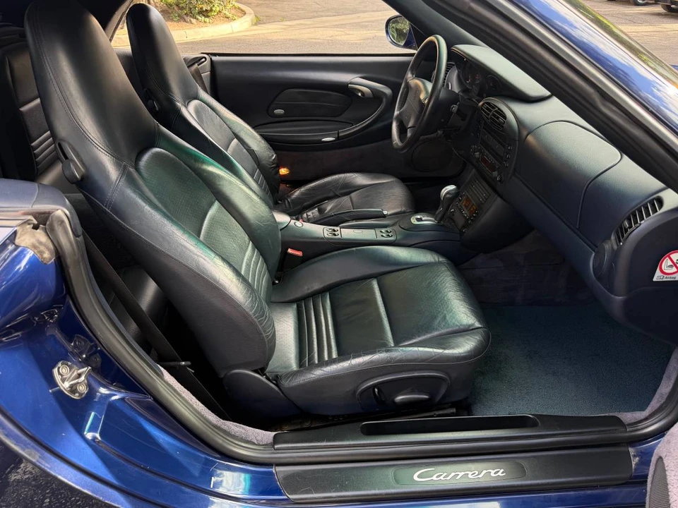 2001 Porsche 996 Carrera - Image 3 of 17