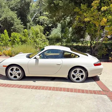 2001 Porsche 911 Carrera Coupe 2D