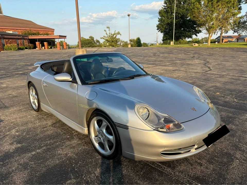 2001 Porsche 996 Carrera - Image 16 of 20
