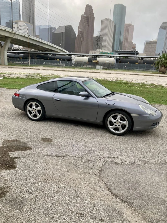 2001 Porsche 996 Carrera - Image 11 of 31