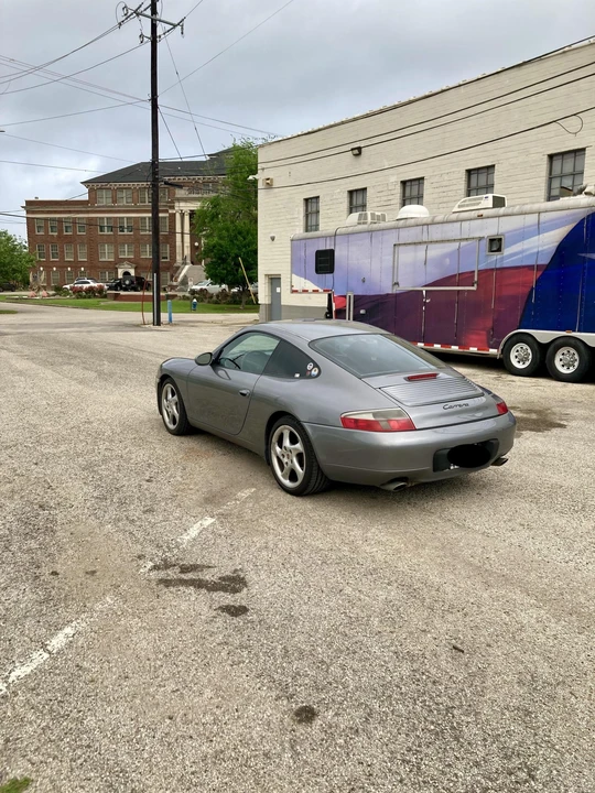 2001 Porsche 996 Carrera - Image 19 of 31