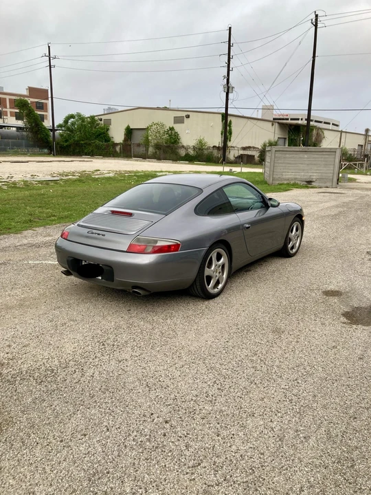 2001 Porsche 996 Carrera - Image 25 of 31