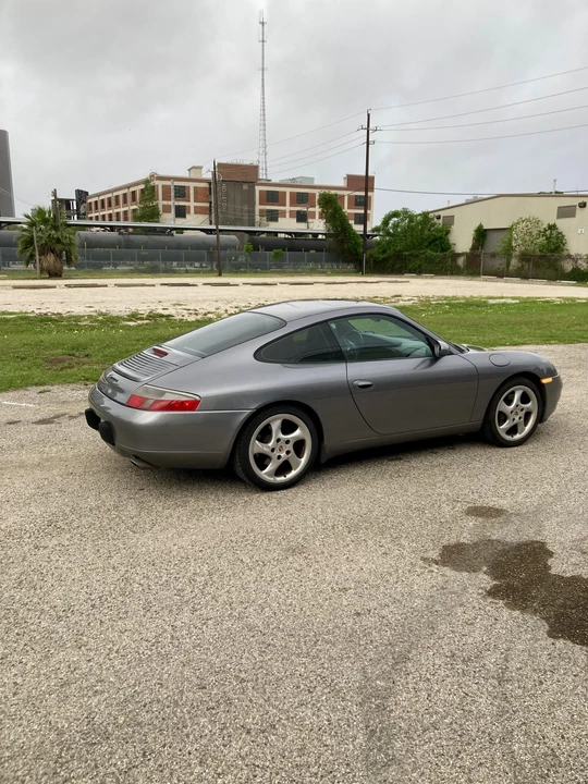 2001 Porsche 996 Carrera - Image 26 of 31