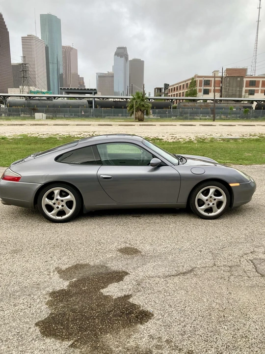 2001 Porsche 996 Carrera - Image 27 of 31