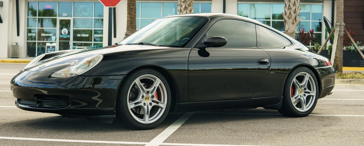 2001 Porsche 996 Carrera - Image 4 of 31