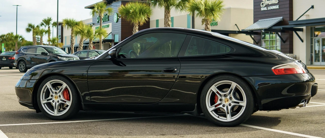 2001 Porsche 996 Carrera - Image 5 of 31