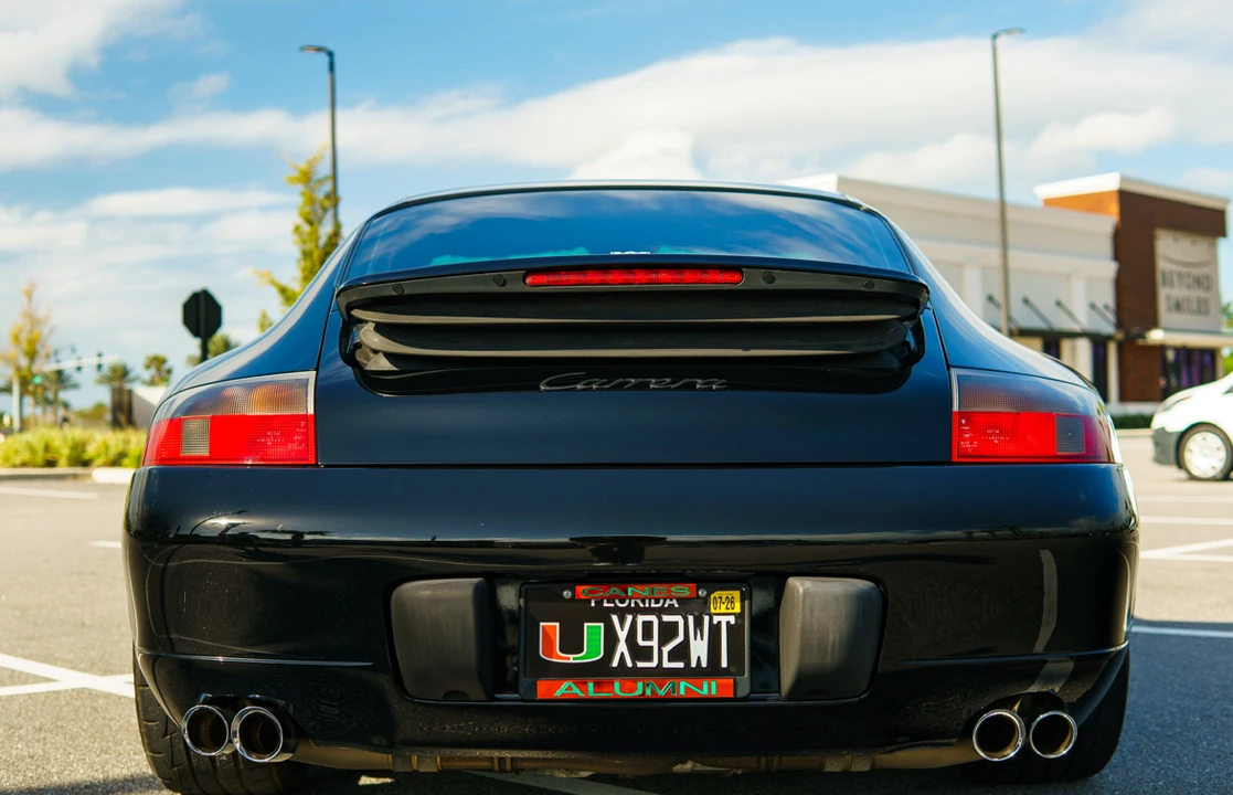 2001 Porsche 996 Carrera - Image 8 of 31