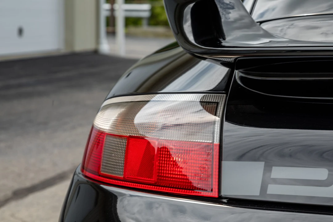 2001 Porsche 996 Carrera - Image 30 of 31