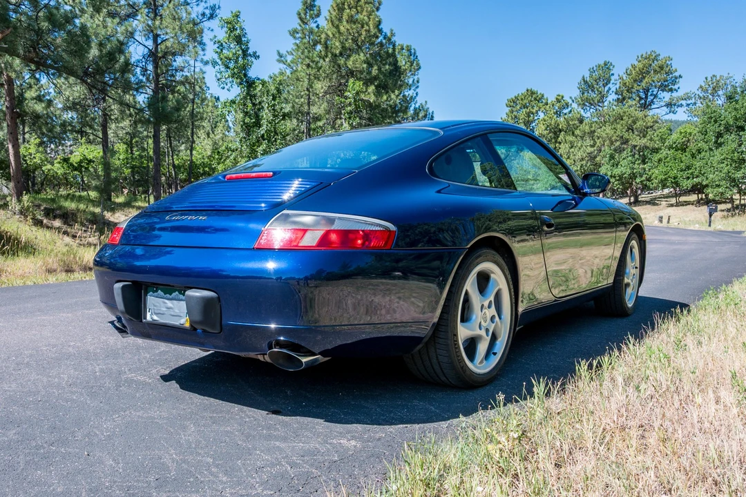 2001 Porsche 996 Carrera - Image 7 of 31