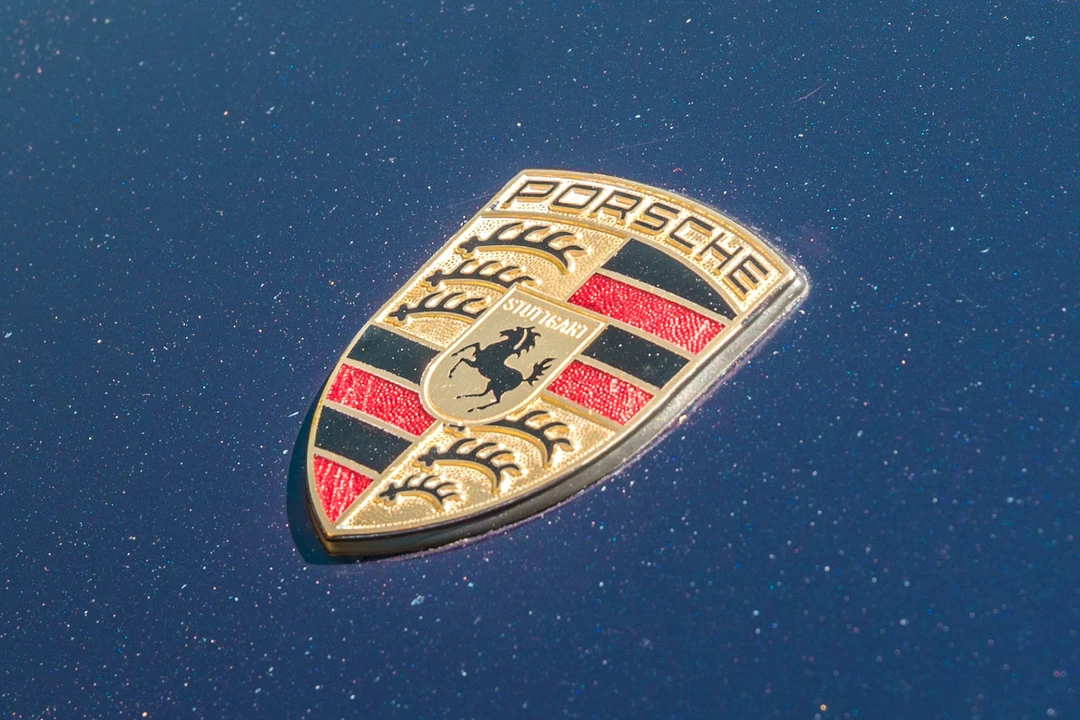 2001 Porsche 996 Carrera - Image 16 of 31