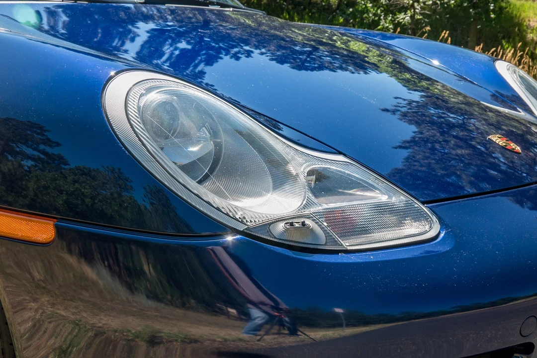 2001 Porsche 996 Carrera - Image 14 of 31