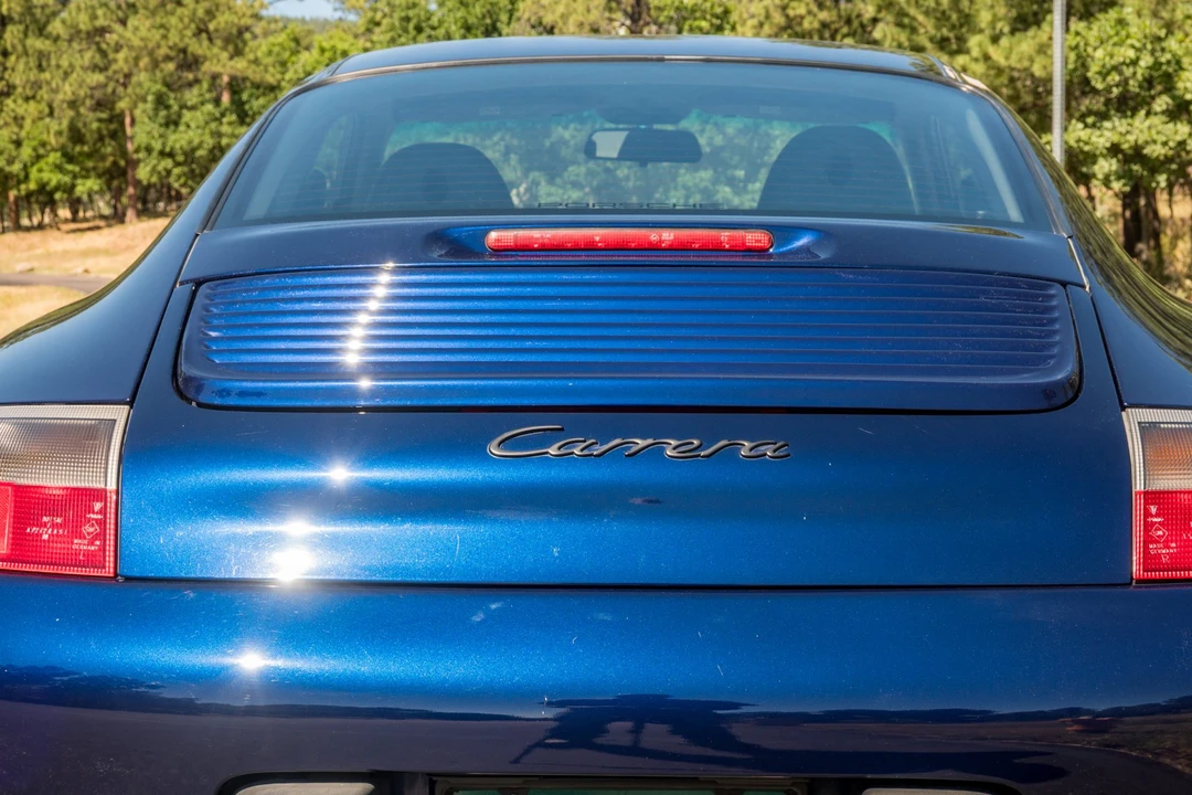 2001 Porsche 996 Carrera - Image 23 of 31