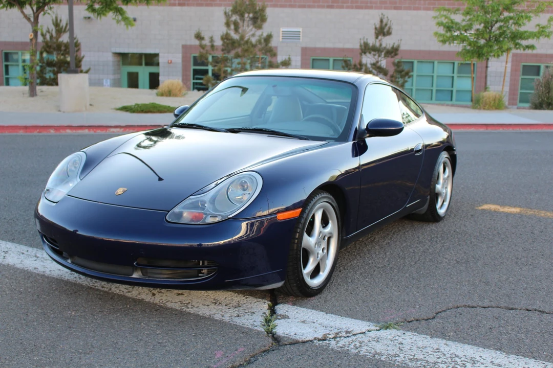 2001 Porsche 996 Carrera - Image 2 of 31