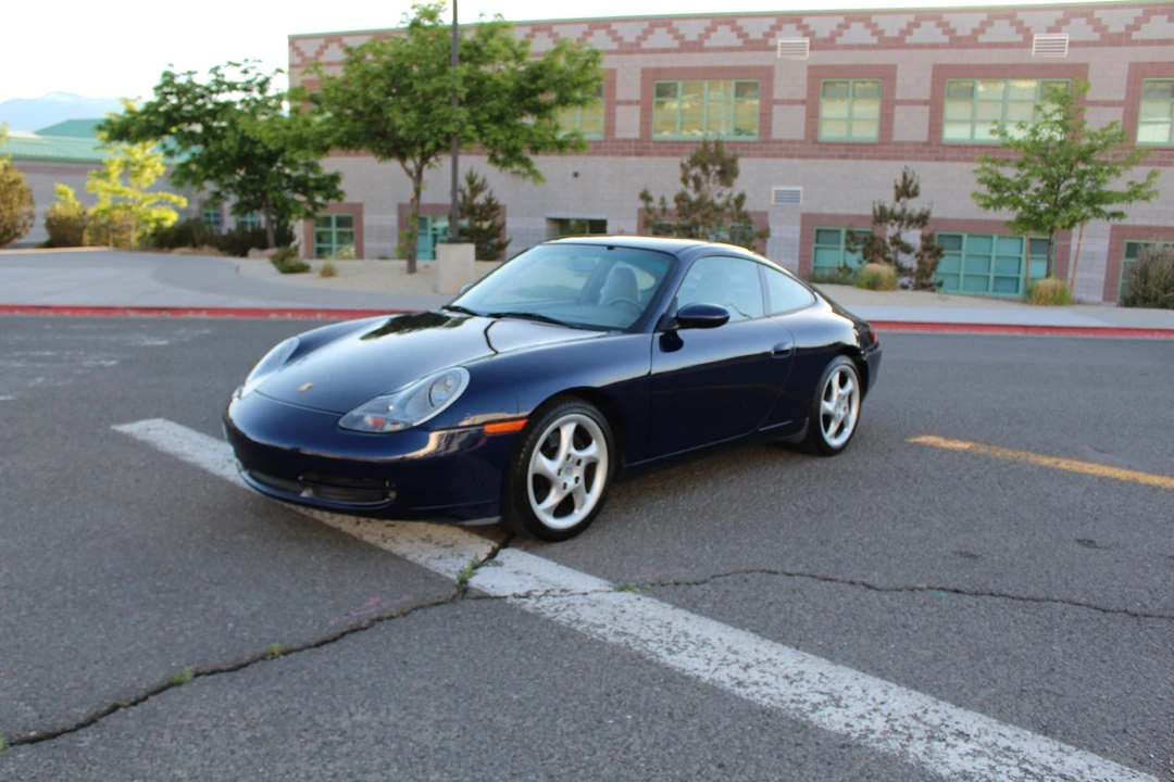 2001 Porsche 996 Carrera - Image 4 of 31