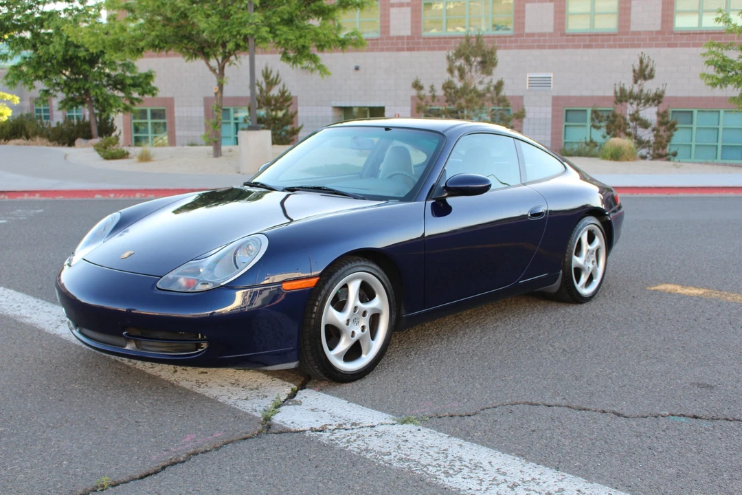2001 Porsche 996 Carrera - Image 5 of 31