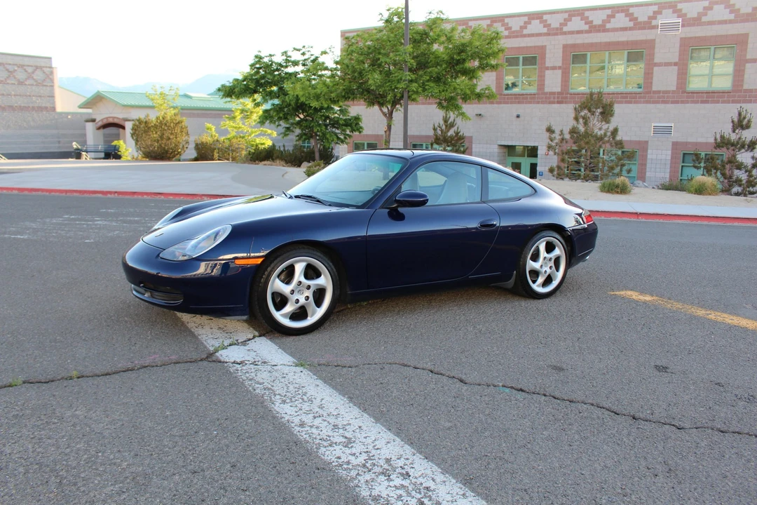 2001 Porsche 996 Carrera - Image 6 of 31
