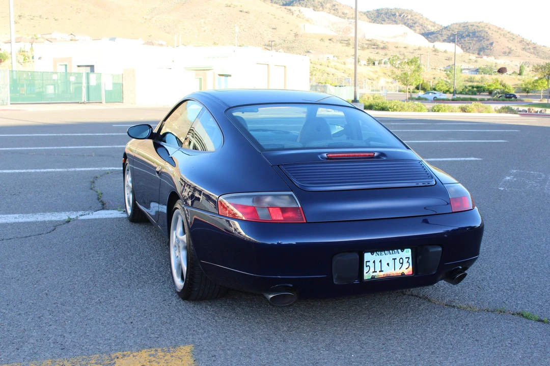 2001 Porsche 996 Carrera - Image 17 of 31