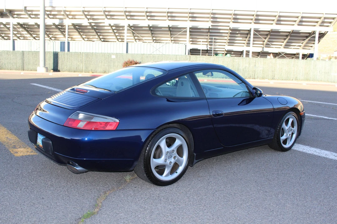 2001 Porsche 996 Carrera - Image 28 of 31
