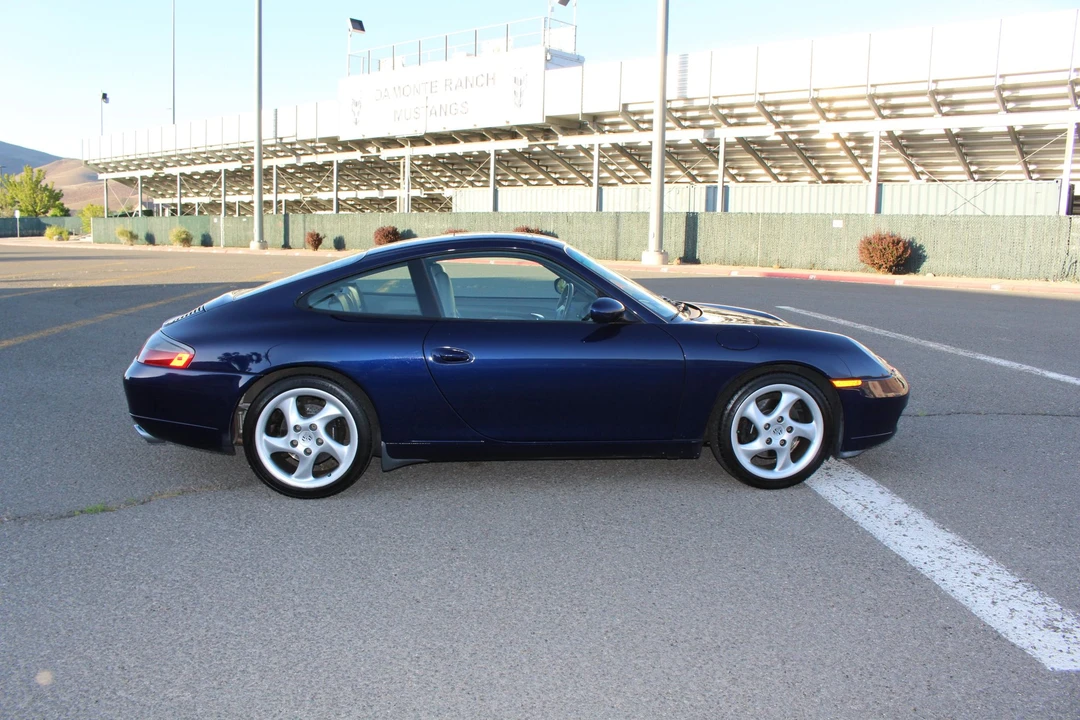 2001 Porsche 996 Carrera - Image 29 of 31
