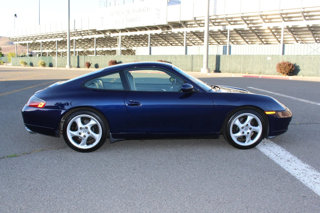 2001 Porsche 996 Carrera - Image 30 of 31