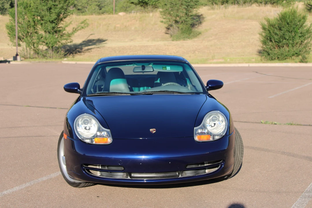2001 Porsche 996 Carrera - Image 12 of 31
