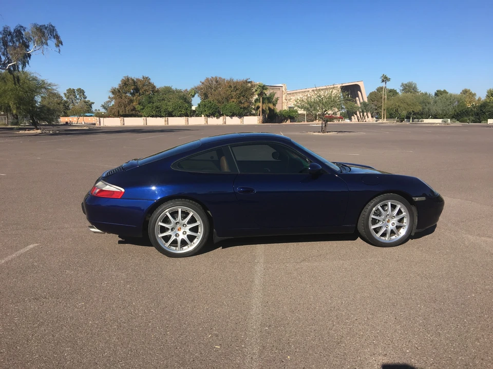 2001 Porsche 996 Carrera - Image 30 of 31