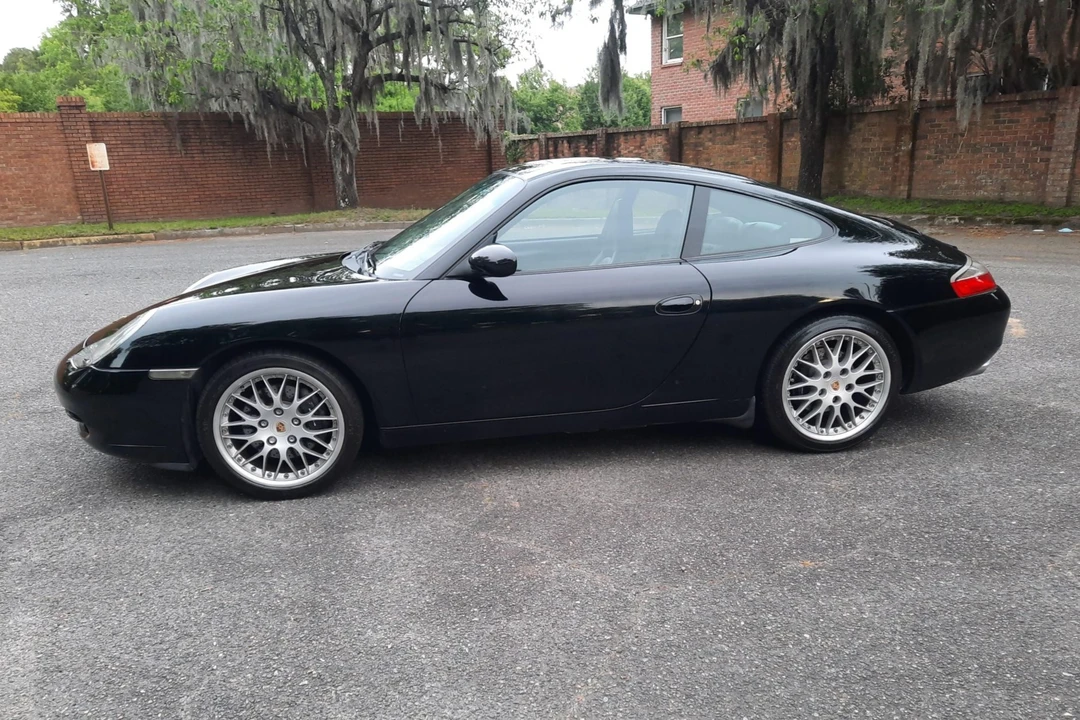 2001 Porsche 996 Carrera - Image 7 of 31