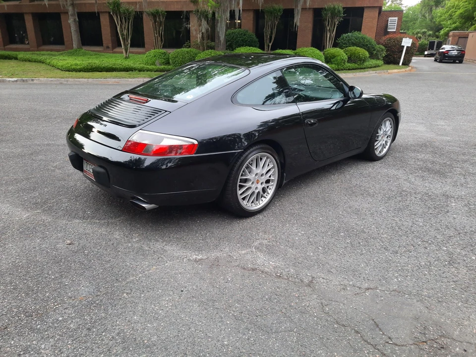 2001 Porsche 996 Carrera - Image 17 of 31