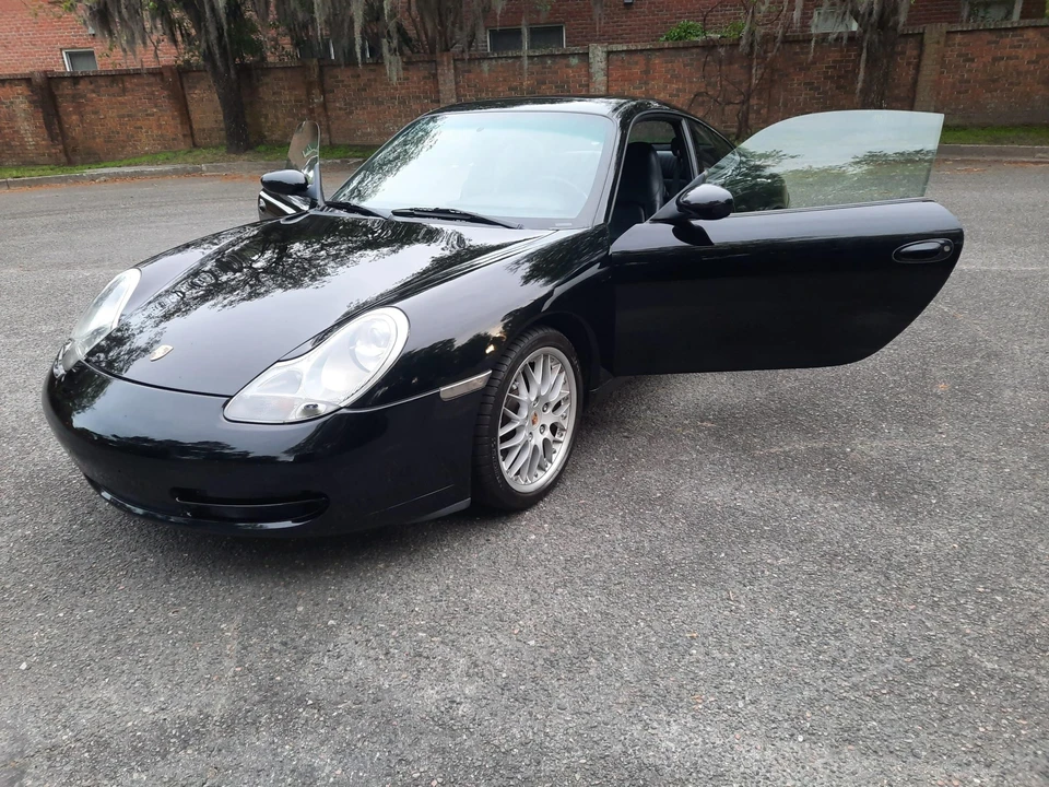 2001 Porsche 996 Carrera - Image 28 of 31