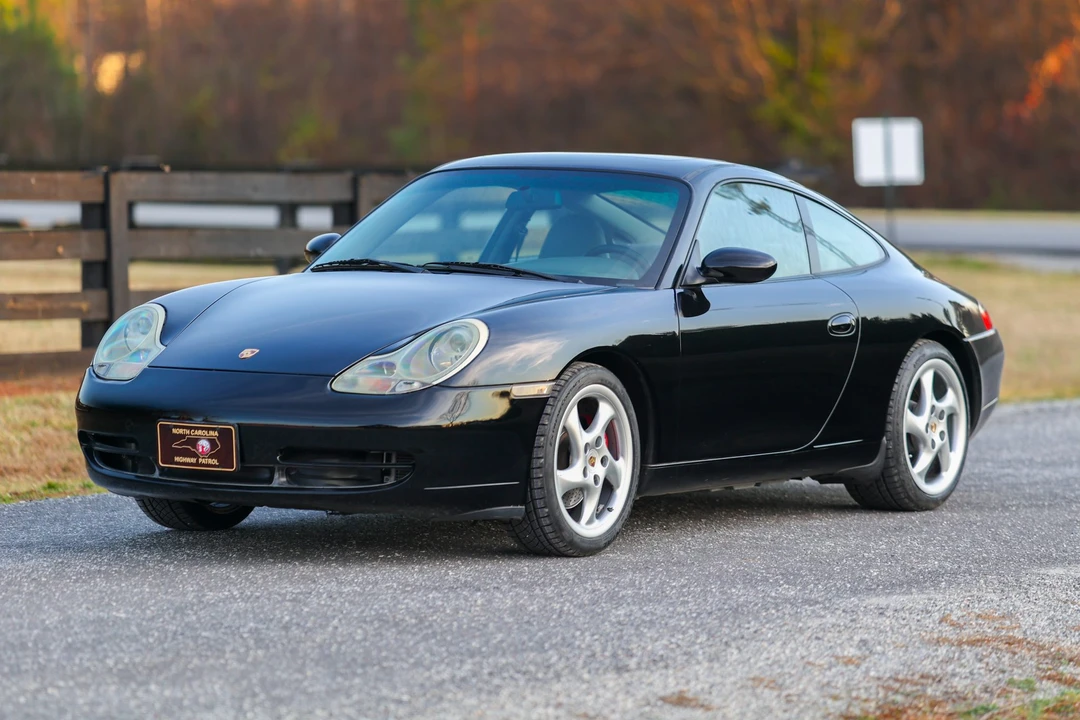 2001 Porsche 996 Carrera - Image 7 of 31